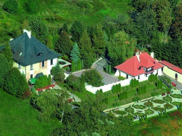 Bed and Breakfast Dwor Anna Ciecierzyn Exteriér fotografie